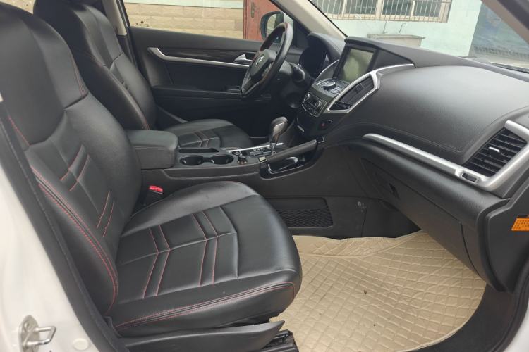 Used Dongfeng Aeolus AX7 2016 2.0L Automatic Zhiyi Trim Interior 1