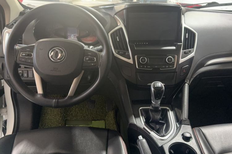 Used Dongfeng Aeolus AX7 2016 2.0L Manual Zhuyue Model Interior 2