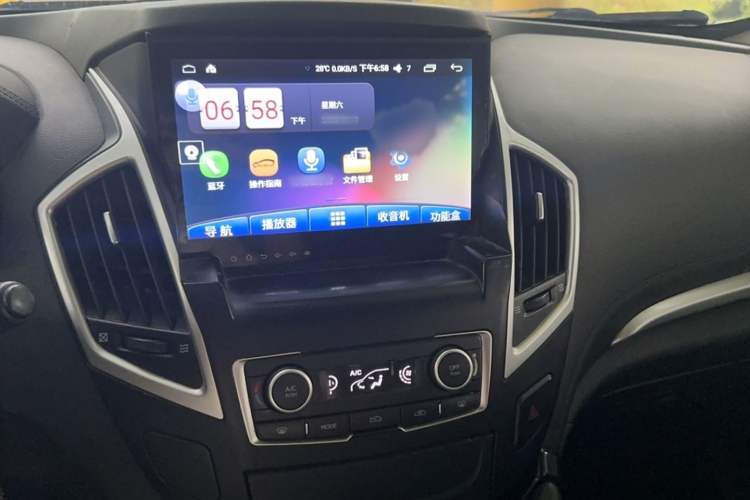 Used Dongfeng Aeolus AX7 2016 2.0L Automatic Zhiyue Trim Interior 2