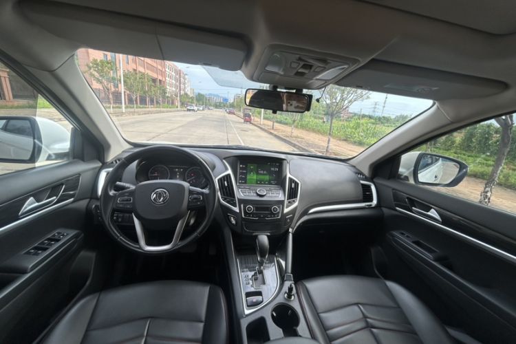 Used Dongfeng Aeolus AX7 2016 2.0L Automatic Zhiyi Trim Interior 4