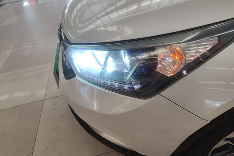 Used Dongfeng Aeolus AX7 2016 2.0L Automatic Zhiyi Trim Left Front Headlight