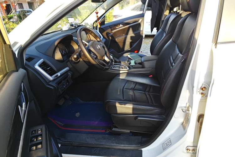 Used Dongfeng Aeolus AX7 2016 2.0L Automatic Zhiyi Trim Left Front Seat