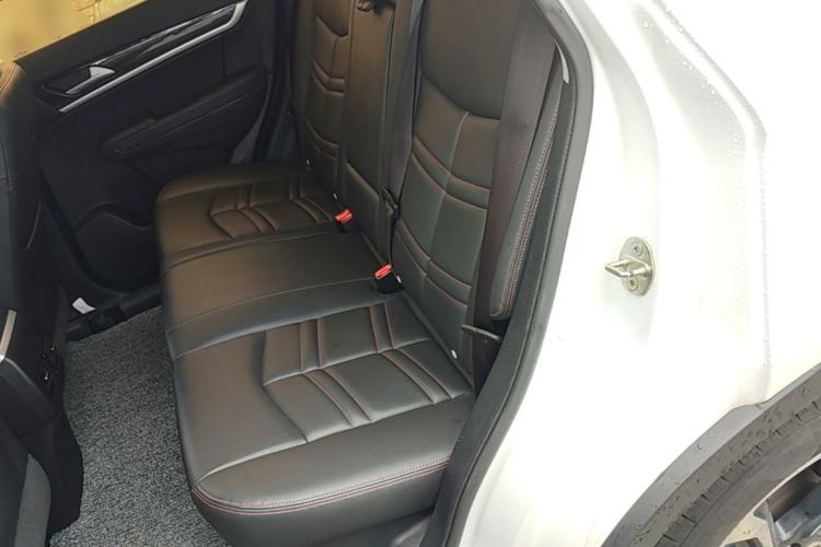 Used Dongfeng Aeolus AX7 2016 2.0L Automatic Zhiyi Trim Left Rear Seat