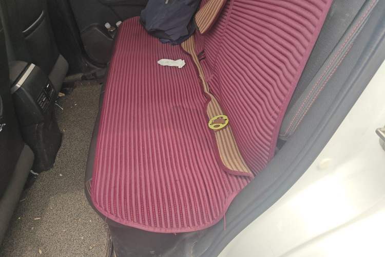 Used Dongfeng Aeolus AX7 2016 1.4T Manual Zhuyue Model Left Rear Seat