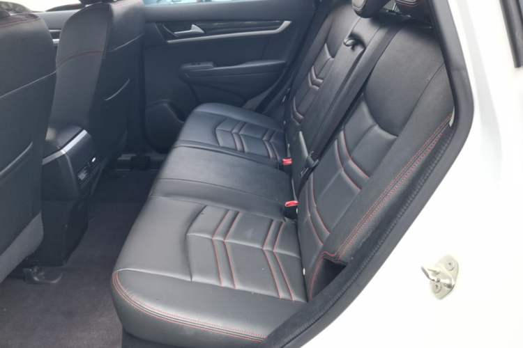Used Dongfeng Aeolus AX7 2016 2.3L Automatic ZhiZun Version Left Rear Seat