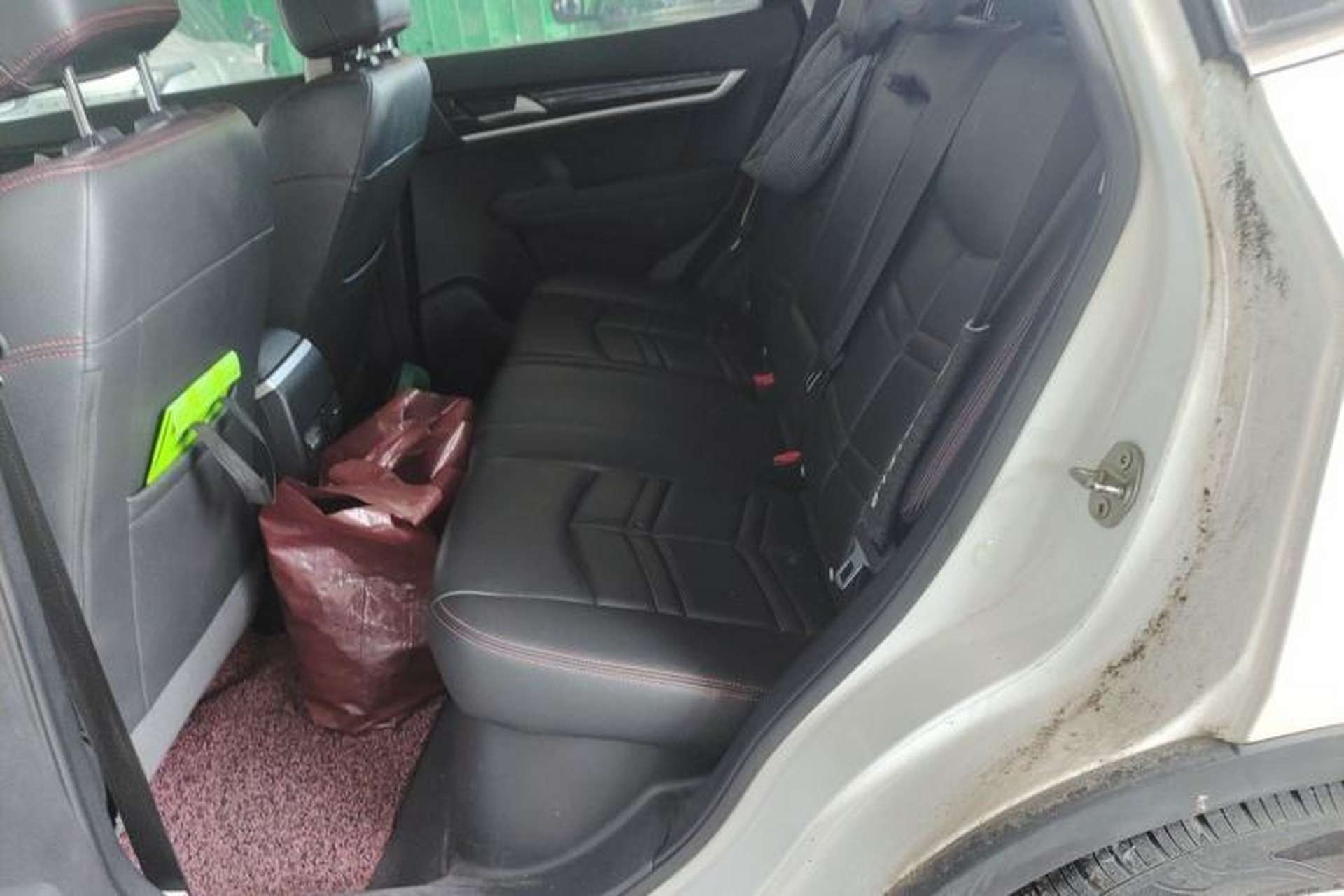 Used Dongfeng Aeolus AX7 2016 2.0L Automatic Zhiyi Trim Left Rear Seat