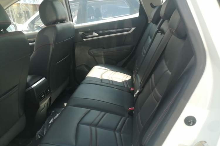 Used Dongfeng Aeolus AX7 2016 2.0L Automatic Zhiyi Trim Left Rear Seat