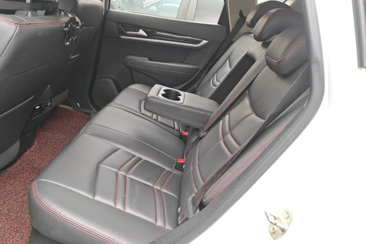 Used Dongfeng Aeolus AX7 2016 1.4T Manual Zhuyue Model Left Rear Seat