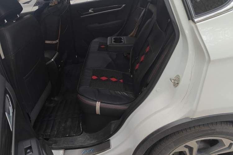 Used Dongfeng Aeolus AX7 2016 2.0L Automatic Zhiyi Trim Left Rear Seat