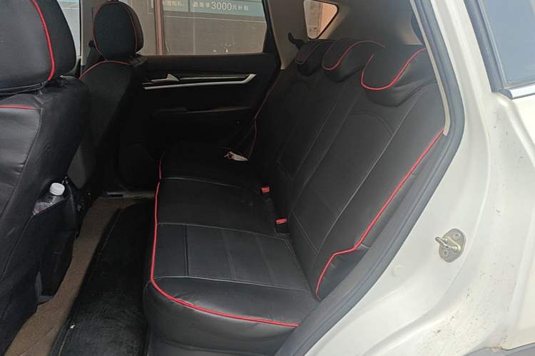 Used Dongfeng Aeolus AX7 2016 2.0L Manual Zhiyi Trim Left Rear Seat