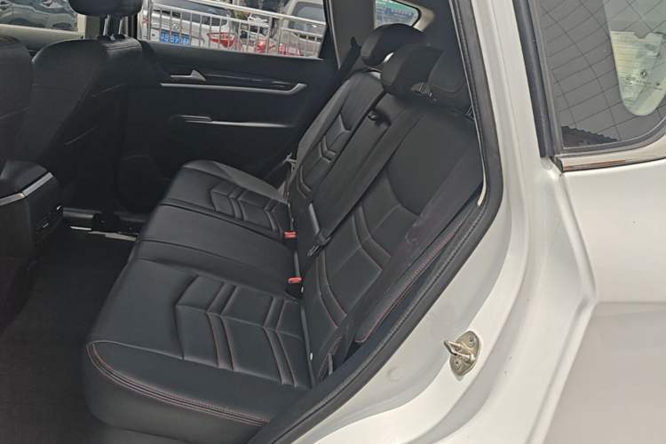 Used Dongfeng Aeolus AX7 2016 2.0L Automatic Zhiyi Trim Left Rear Seat