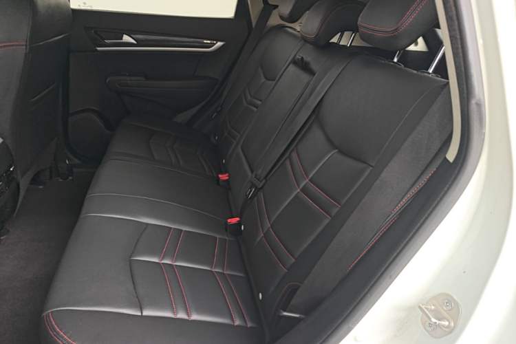 Used Dongfeng Aeolus AX7 2016 2.0L Automatic Zhiyi Trim Left Rear Seat