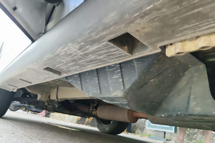 Used Dongfeng Aeolus AX7 2016 2.0L Automatic Zhiyi Trim Left Side Sill