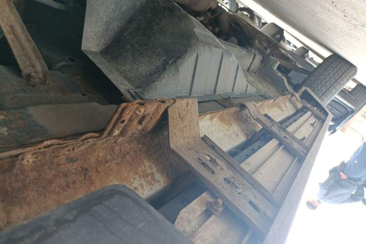Used Dongfeng Aeolus AX7 2016 1.4T Manual Zhuyue Model Left Side Sill