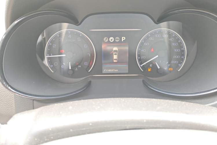 Used Dongfeng Aeolus AX7 2016 2.3L Automatic ZhiZun Version Odometer Close Up