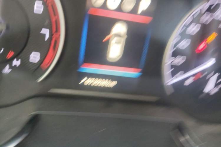 Used Dongfeng Aeolus AX7 2016 2.3L Automatic ZhiZun Version Odometer Close Up