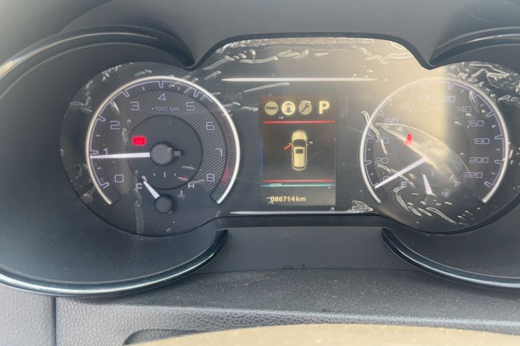 Used Dongfeng Aeolus AX7 2016 2.0L Automatic Zhiyi Trim Odometer Close Up