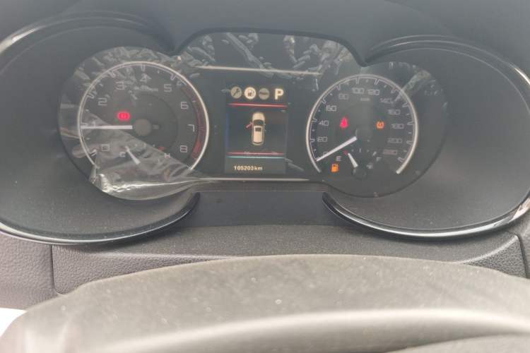 Used Dongfeng Aeolus AX7 2016 2.0L Automatic Zhiyi Trim Odometer Close Up