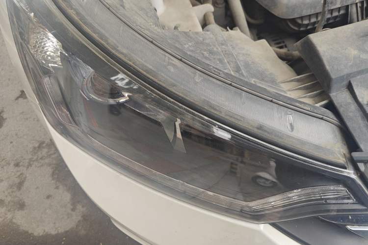Used Dongfeng Aeolus AX7 2016 1.4T Manual Zhuyue Model Right Front Headlight