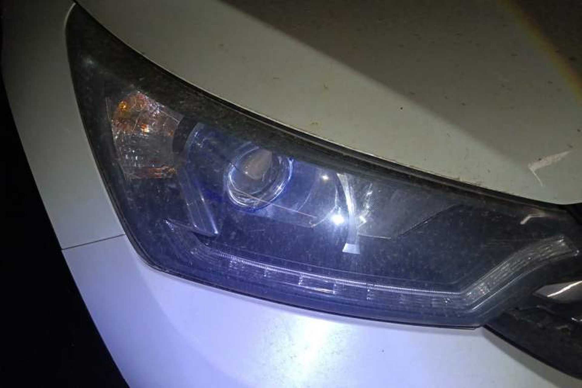 Used Dongfeng Aeolus AX7 2016 2.0L Automatic Zhiyi Trim Right Front Headlight