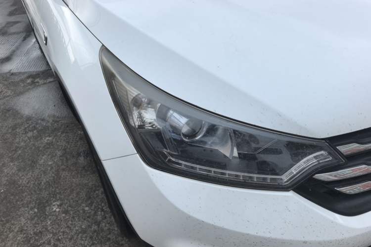 Used Dongfeng Aeolus AX7 2016 1.4T Manual Zhuyue Model Right Front Headlight