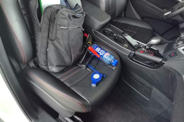 Used Dongfeng Aeolus AX7 2016 2.0L Automatic Zhiyi Trim Right Front Seat