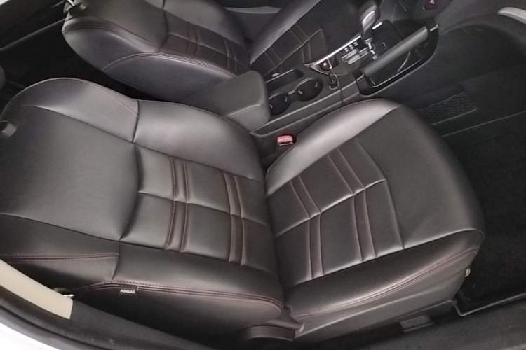 Used Dongfeng Aeolus AX7 2016 2.0L Automatic Zhiyi Trim Right Front Seat