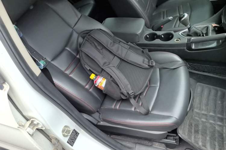 Used Dongfeng Aeolus AX7 2016 2.0L Manual Zhiyi Trim Right Front Seat