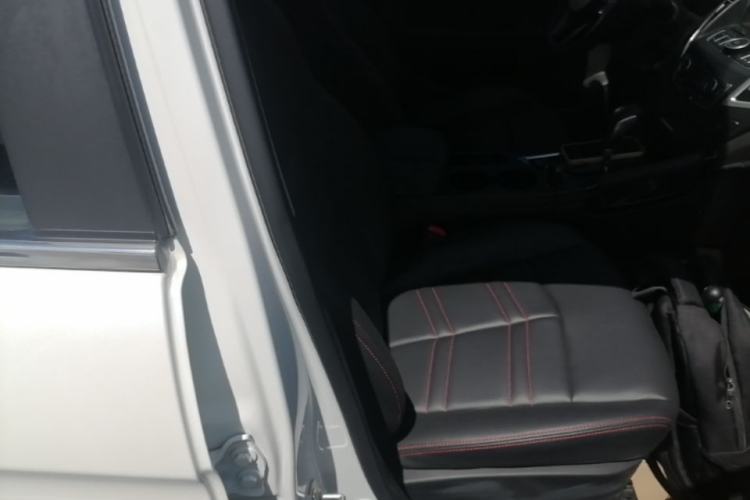Used Dongfeng Aeolus AX7 2016 2.0L Automatic Zhiyi Trim Right Front Seat
