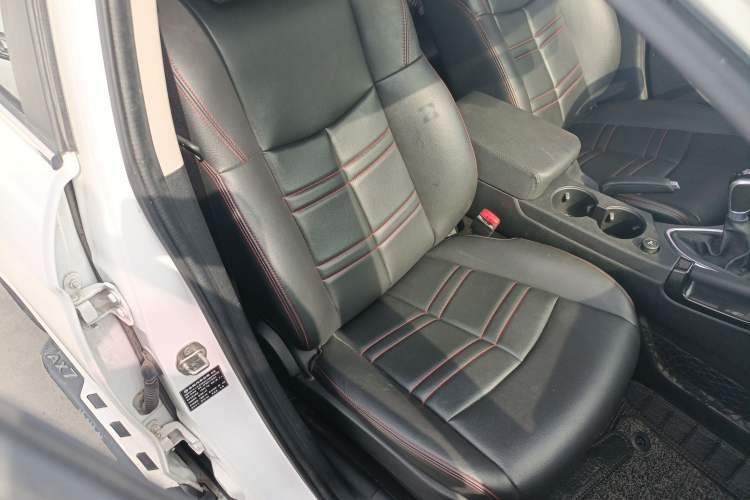 Used Dongfeng Aeolus AX7 2016 1.4T Manual Zhuyue Model Right Front Seat