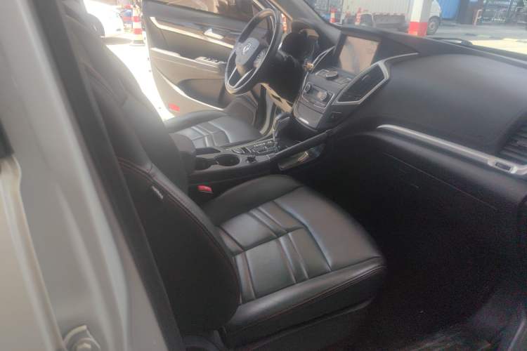 Used Dongfeng Aeolus AX7 2016 2.0L Automatic Zhiyi Trim Right Front Seat
