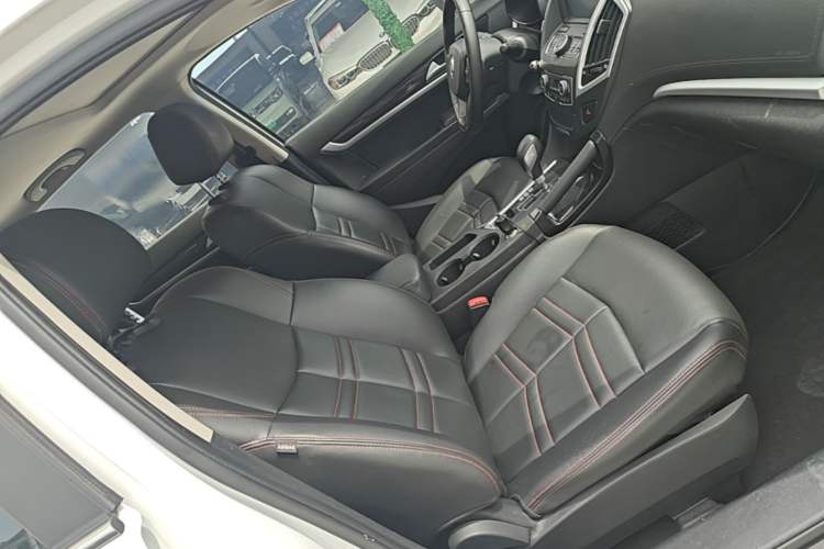 Used Dongfeng Aeolus AX7 2016 2.0L Automatic Zhiyi Trim Right Front Seat