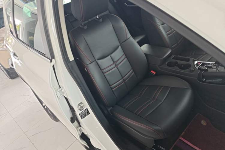 Used Dongfeng Aeolus AX7 2016 2.0L Automatic Zhiyi Trim Right Front Seat