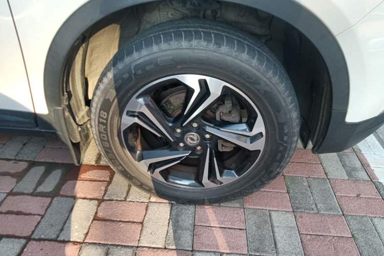 Used Dongfeng Aeolus AX7 2016 2.0L Manual Zhiyi Trim Right Front Wheel Hub