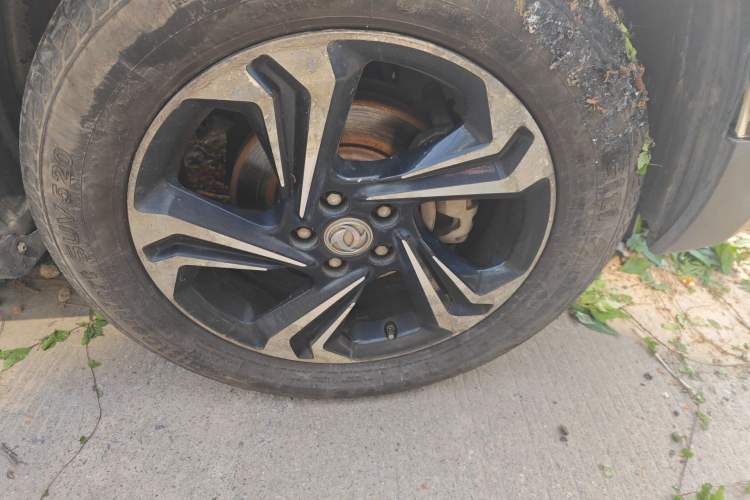 Used Dongfeng Aeolus AX7 2016 2.0L Automatic Zhiyue Trim Right Front Wheel Hub