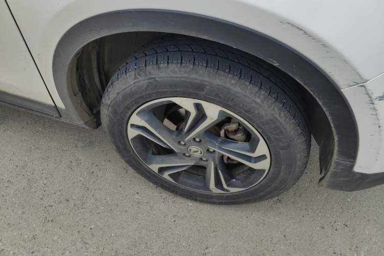 Used Dongfeng Aeolus AX7 2016 2.0L Manual Zhiyi Trim Right Front Wheel Hub