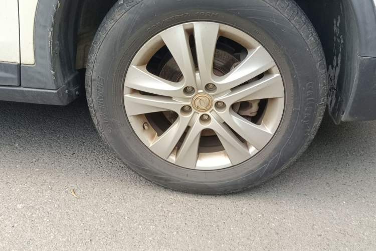 Used Dongfeng Aeolus AX7 2016 1.4T Manual Zhuyue Model Right Front Wheel Hub