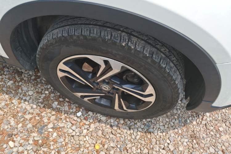 Used Dongfeng Aeolus AX7 2016 2.3L Automatic ZhiZun Version Right Front Wheel Hub