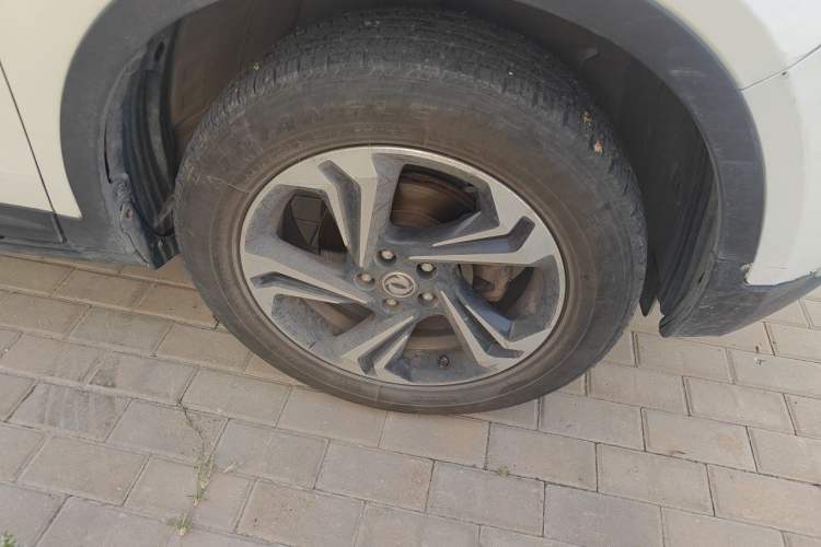 Used Dongfeng Aeolus AX7 2016 2.0L Automatic Zhiyue Trim Right Front Wheel Hub