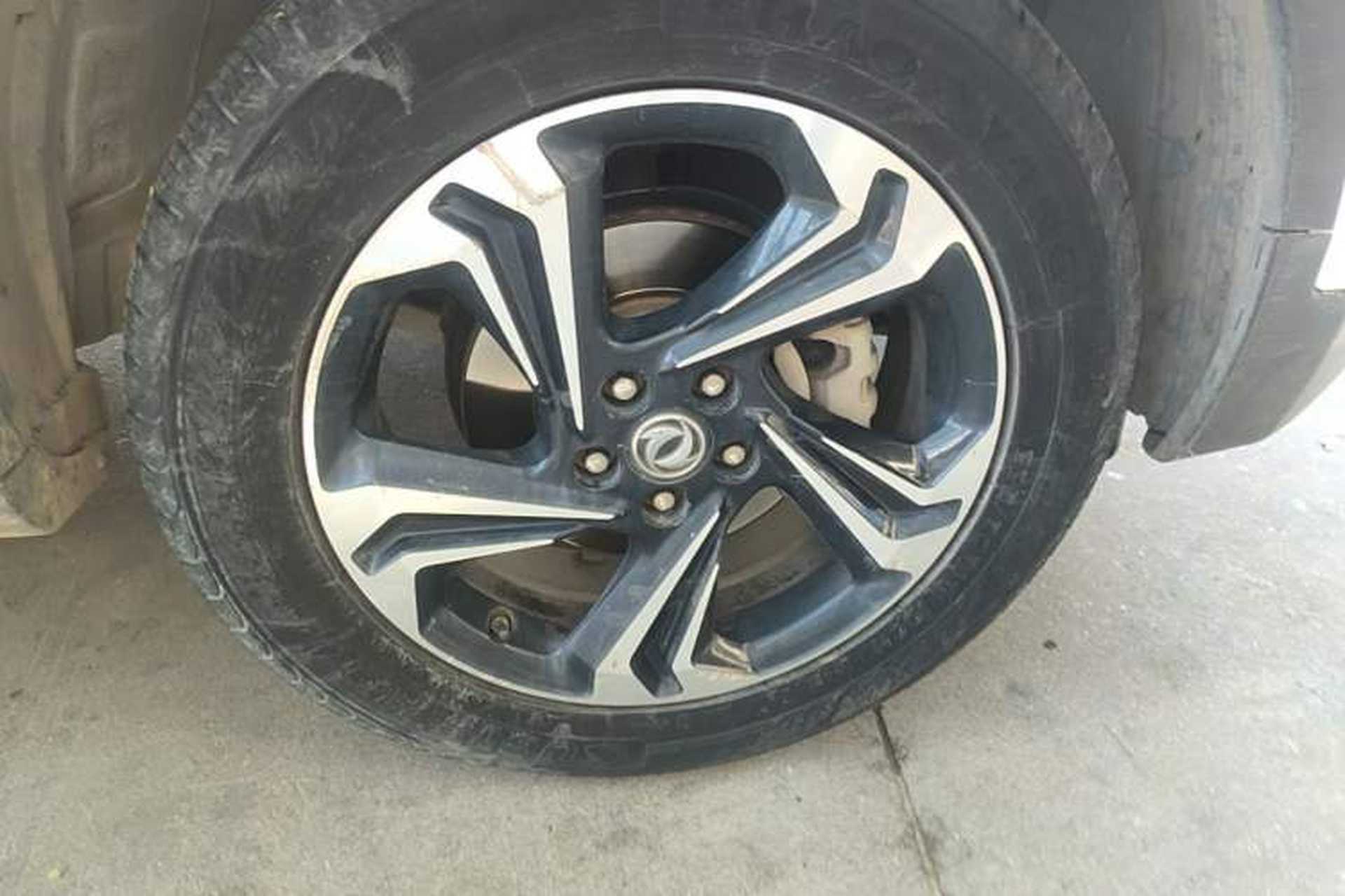 Used Dongfeng Aeolus AX7 2016 2.0L Manual Zhiyi Trim Right Front Wheel Hub