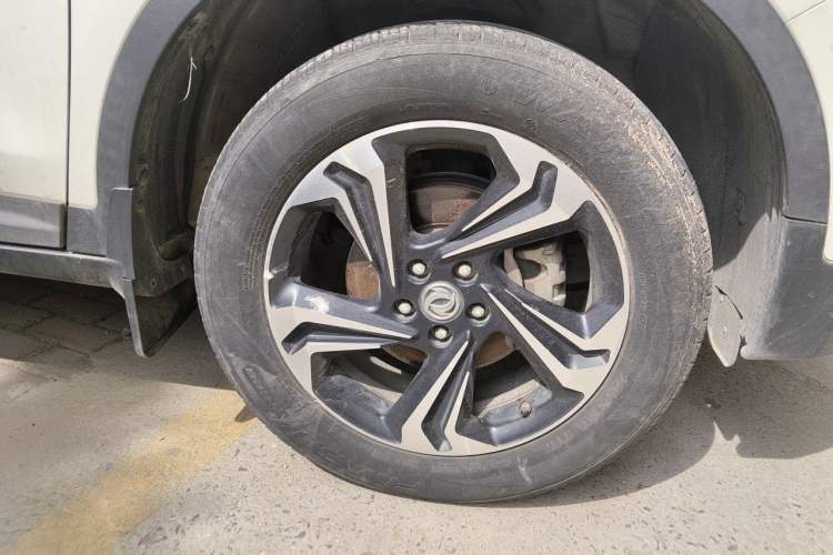 Used Dongfeng Aeolus AX7 2016 1.4T Manual Zhuyue Model Right Front Wheel Hub