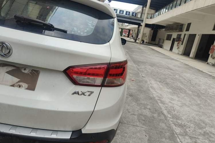 Used Dongfeng Aeolus AX7 2016 2.0L Manual Zhiyi Trim Right Rear Taillight