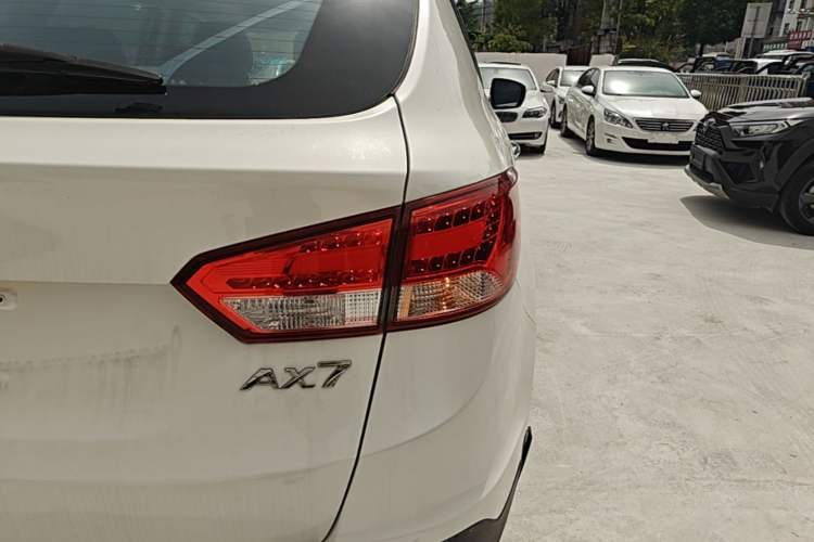 Used Dongfeng Aeolus AX7 2016 2.0L Automatic Zhiyi Trim Right Rear Taillight