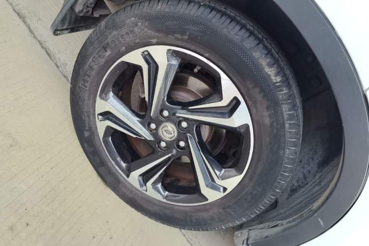 Used Dongfeng Aeolus AX7 2016 2.0L Automatic Zhiyi Trim Right Rear Wheel Hub