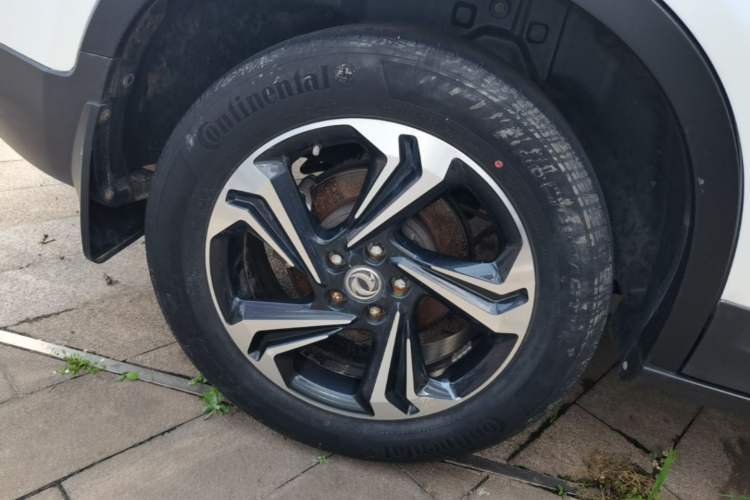 Used Dongfeng Aeolus AX7 2016 2.3L Automatic ZhiZun Version Right Rear Wheel Hub