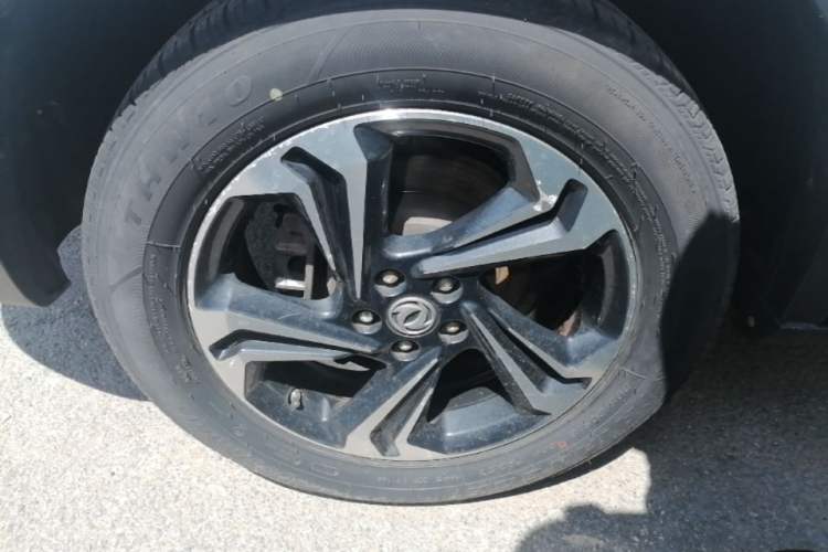 Used Dongfeng Aeolus AX7 2016 2.0L Automatic Zhiyi Trim Right Rear Wheel Hub