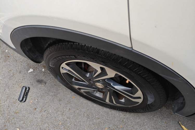 Used Dongfeng Aeolus AX7 2016 1.4T Manual Zhuyue Model Right Rear Wheel Hub