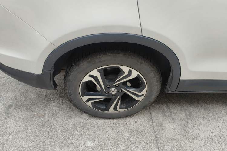 Used Dongfeng Aeolus AX7 2016 2.0L Manual Zhiyi Trim Right Rear Wheel Hub