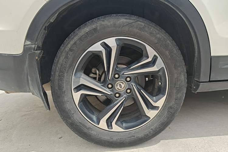 Used Dongfeng Aeolus AX7 2016 2.0L Automatic Zhiyi Trim Right Rear Wheel Hub