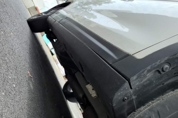 Used Dongfeng Aeolus AX7 2016 2.0L Manual Zhiyi Trim Right Side Sill